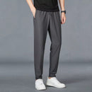 Calça Esportiva Masculina com Zíper nos Bolsos Ferrazi