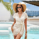 Saída de Praia Feminina de Renda com Gola V Ferrazi